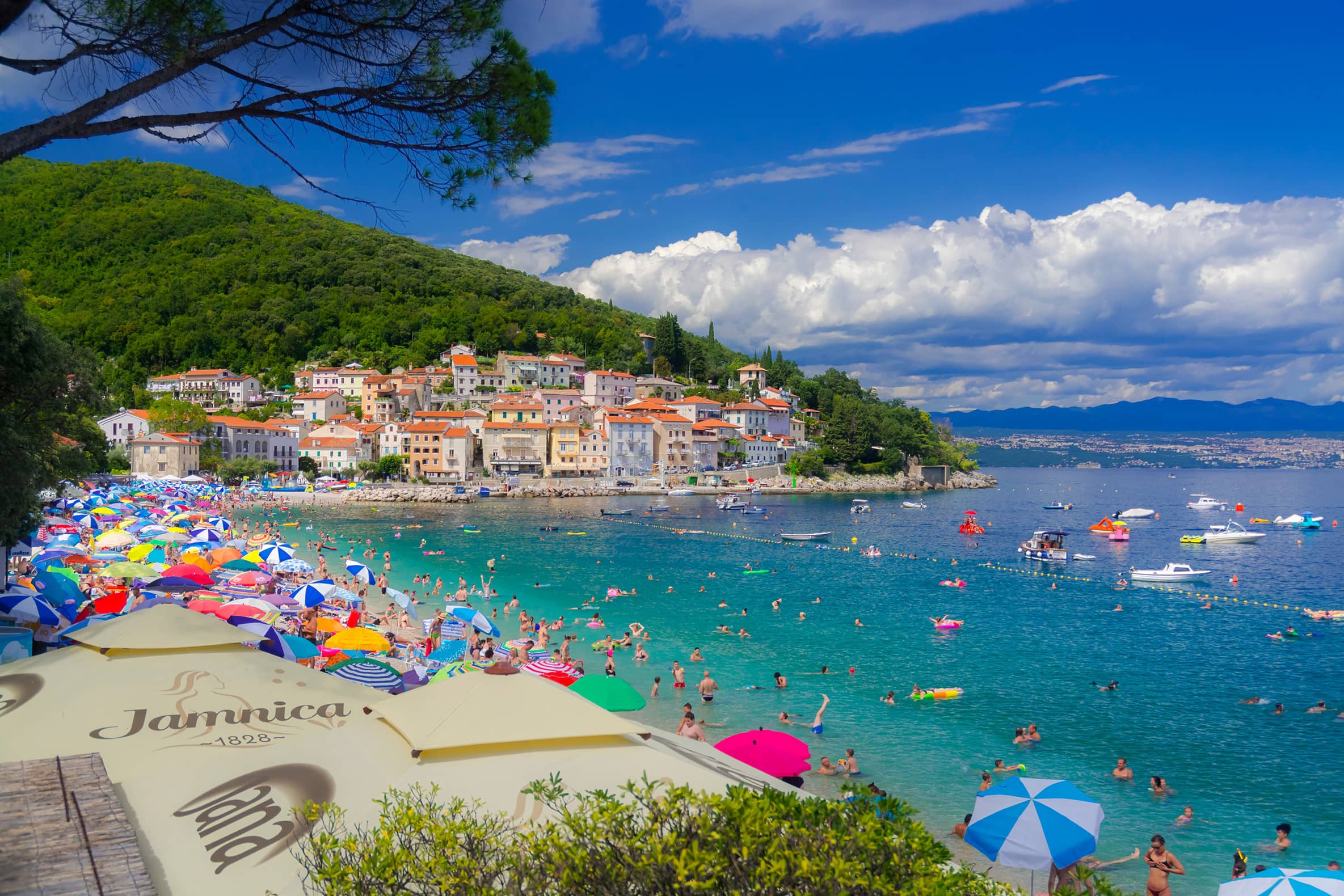 Moscenisca Draga Beach